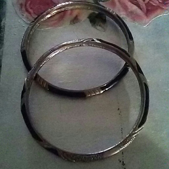 Vintage Black ENAMEL Inlay bracelets - Picture 4 of 4